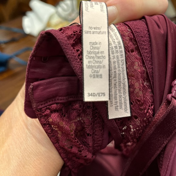 Victoria secret 34d - Picture 2 of 3